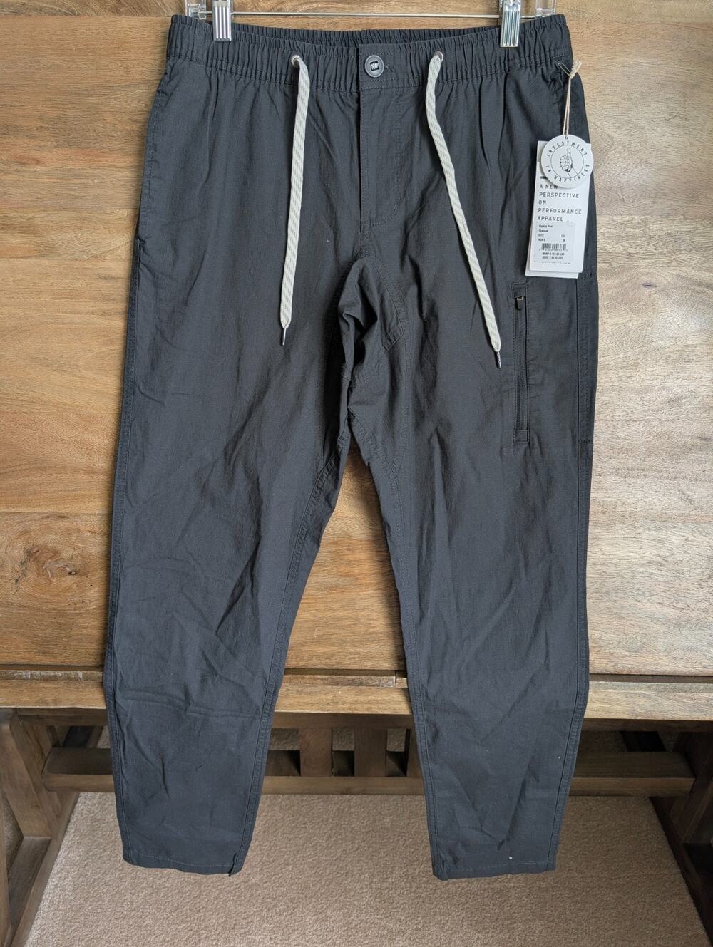 NWT Vuori Ripstop Pants Mens Medium Charcoal Gray Elastic Waist Drawstring V412
